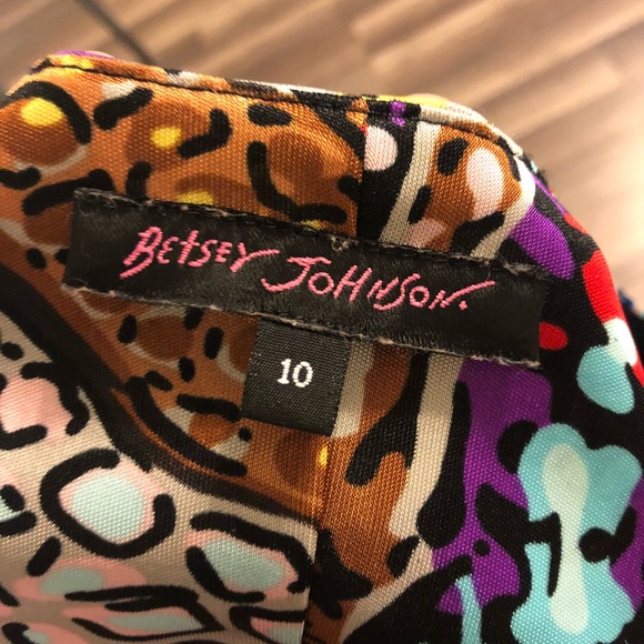 Betsey Johnson Mosaic Deer Flutter Sleeve Dress - Picture 7 of 7